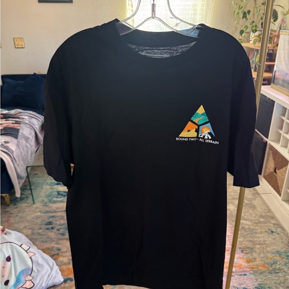 Round Two Tee - Picture 3 of 4